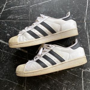 Adidas Classic SuperStar Sneakers size US 7.5